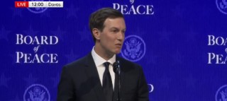 美方在达沃斯公布“加沙总体规划”，并放出PPT，网友质疑