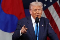 特朗普突然宣布将韩国商品的关税提高至25%