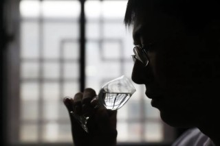 撕开“去品类化”口子，名酒低度化掀起“破界”浪潮