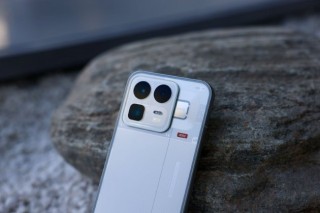 真我 Neo8 图评：2000元档电竞旗舰，越级配置无短板