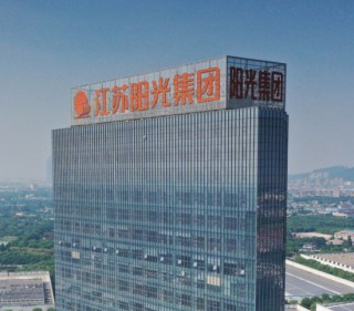 原江苏毛纺巨头所持农商行股权拍卖被撤回，起拍价不及银行净资产的三分之一