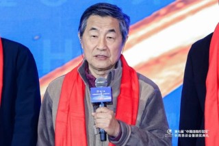 “中国上市隐形冠军俱乐部”在京发起！一一11家上市隐冠在红巾钟声中共建“专精特新塔尖生态圈”！