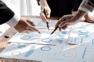 ST中迪走出20连板，总经理低位增持已浮盈超千万元，控制权变更前大量资金入场