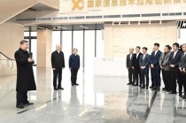 习近平总书记在北京调研接见银河通用创始人王鹤，Galbot G1 展示进展