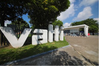 从技术引领到标准输出，华帝站稳厨电行业“制高点”