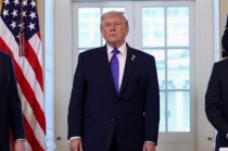 对委发动军事行动后 特朗普首次与委内瑞拉代总统通话