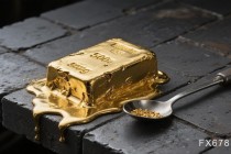 美委“破冰”谈判拆掉地缘风险，黄金避险光环失色？