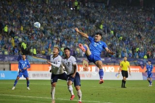 “苏超”赞助商数量暴增！京东、伊利等纷纷牵手，官方赞助席位价格飙升至300万元