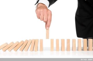 终身禁业！今年保险业已有17人被亮“红牌”