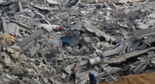 欧元EURUSD意外迎来“鹰派反击”：欧洲通胀风险回到平衡区，12 月再降息彻底没戏