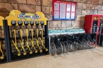 老年人的“诗与远方”：险企扎堆康养旅居，不赚团费赚什么？