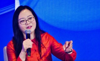 依文集团董事长夏华：服装行业可深度应用AI