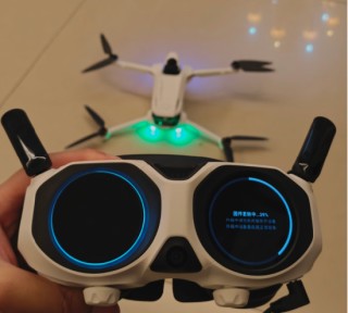 影翎A1陷销量争议舆论漩涡，影石深夜澄清3000万数据，网友质疑定价与“大疆叙事”（公开信全文）