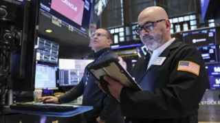 3月20日收盘：美股连续第二日收跌，但油价转跌使股指跌幅收窄