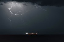 放弃霍尔木兹海峡，也无法让油价重回低价