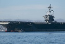 美军称击落一架对航母实施“蓄意逼近”的伊朗无人机