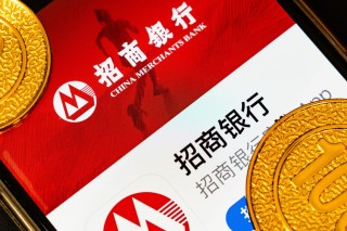 “顶流”张坤一日砍仓300万股招商银行，原来是持仓超限额了