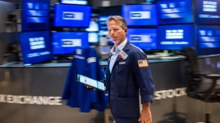 尾盘：美股小幅上扬 标普指数上涨约0.3%