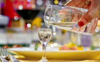 撕开“去品类化”口子，名酒低度化掀起“破界”浪潮