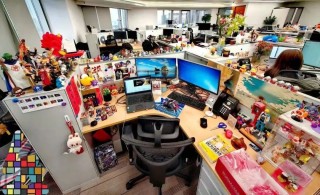 95后基金经理押中泡泡玛特，只会买白酒的张坤们老了？|棱镜