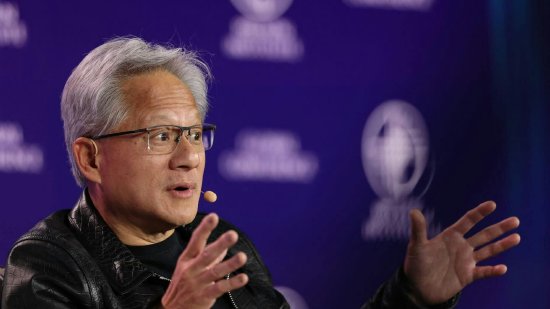 英伟达CEO黄仁勋：不会使用人工智能的人将失业  第1张