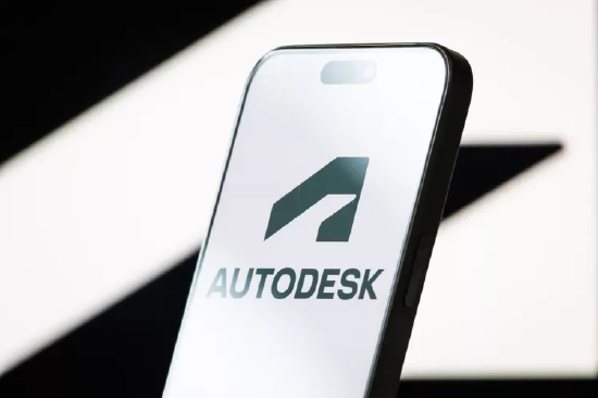 Autodesk发布超预期第一季度业绩 上调全年展望  第1张