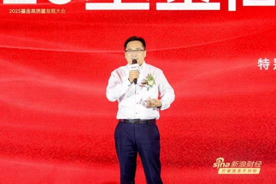 杨德龙:巴菲特投资的智慧来自于广泛的阅读和独立的思考 第1张 杨德龙:巴菲特投资的智慧来自于广泛的阅读和独立的思考 第1张