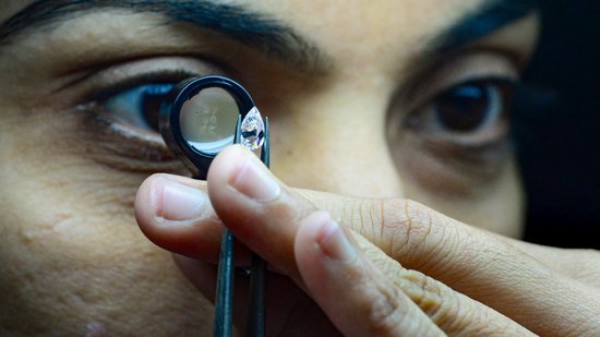 关税挡在前 钻石还能恒久远吗? 第2张 关税挡在前 钻石还能恒久远吗? 第2张