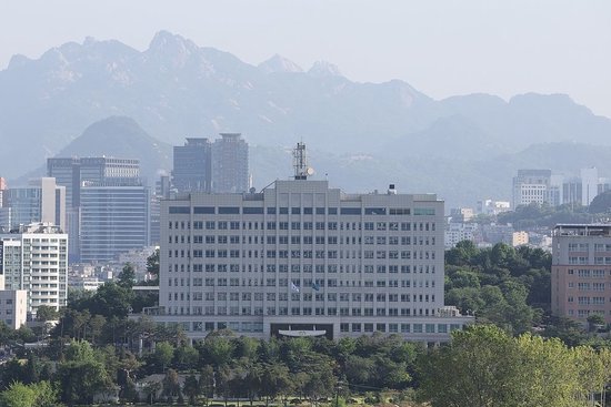 重回青瓦台 复苏经济 弥合社会裂痕 韩国新总统有哪些执政计划? 第2张 重回青瓦台 复苏经济 弥合社会裂痕 韩国新总统有哪些执政计划? 第2张