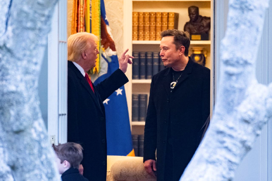 一周外盘头条|特朗普马斯克公开决裂 白银升至2012年来新高 美国4月贸易逆差减半 稳定币第一股IPO股价狂飙 第1张 一周外盘头条|特朗普马斯克公开决裂 白银升至2012年来新高 美国4月贸易逆差减半 稳定币第一股IPO股价狂飙 第1张