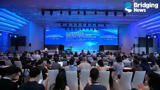 共拓产业出海新蓝图,中信出版成功举办2025陆海财经论坛 第1张 共拓产业出海新蓝图,中信出版成功举办2025陆海财经论坛 第1张