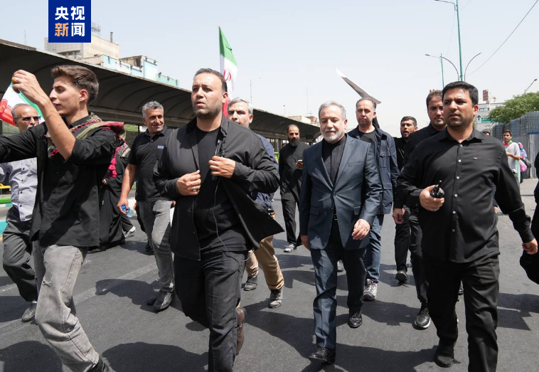 伊外长:伊朗与“投降”一词毫无关联 第2张 伊外长:伊朗与“投降”一词毫无关联 第2张