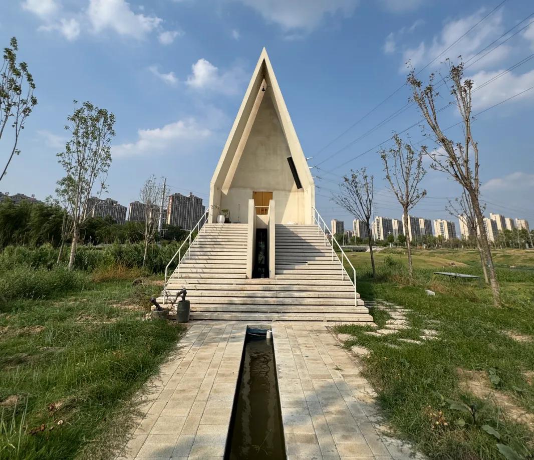 河南新乡“阿那亚分亚”没法打卡了!花了6万元仿建、又花了2万多元改建,仍被法院判决拆除 第5张 河南新乡“阿那亚分亚”没法打卡了!花了6万元仿建、又花了2万多元改建,仍被法院判决拆除 第5张