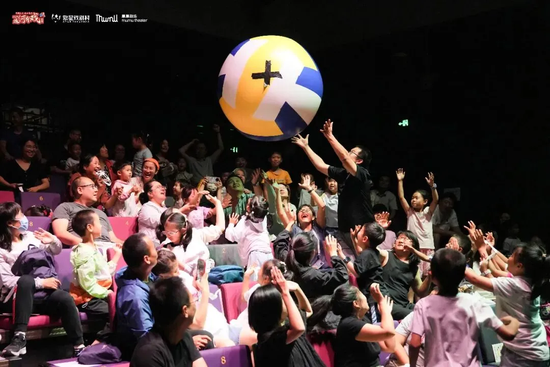 演艺新空间、飞行影院、好特卖超级仓|北京远洋乐堤港打造消费体验新空间 第5张 演艺新空间、飞行影院、好特卖超级仓|北京远洋乐堤港打造消费体验新空间 第5张