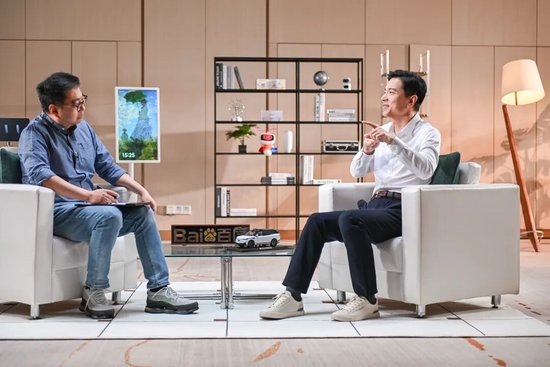 李彦宏:百度本质上是一个AI技术公司 第2张 李彦宏:百度本质上是一个AI技术公司 第2张