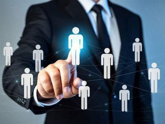 一只基金托起中航基金600亿“江山”,知名经济学家却“下车” 第4张 一只基金托起中航基金600亿“江山”,知名经济学家却“下车” 第4张