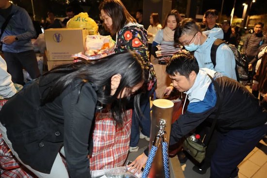 建设银行捐赠1000万港元,全力支持香港大埔火灾救援 第4张 建设银行捐赠1000万港元,全力支持香港大埔火灾救援 第4张