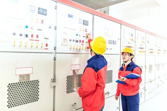 啃下工业“硬骨头”:京东工业上市,数智化如何改写3万亿市场规则? 第3张 啃下工业“硬骨头”:京东工业上市,数智化如何改写3万亿市场规则? 第3张