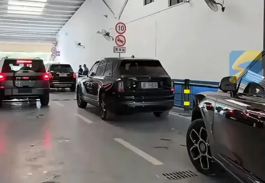 “海南封关120多万卡宴只要60万”冲上热搜，是真的吗？  第2张