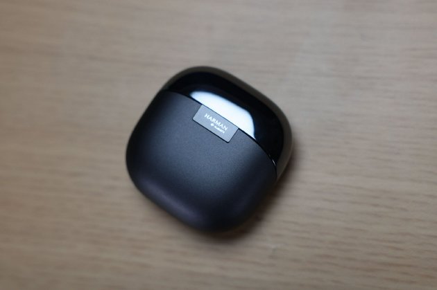 小米 Buds 6 首发上手：半入耳旗舰的‘听感’与‘智慧’进化  第4张