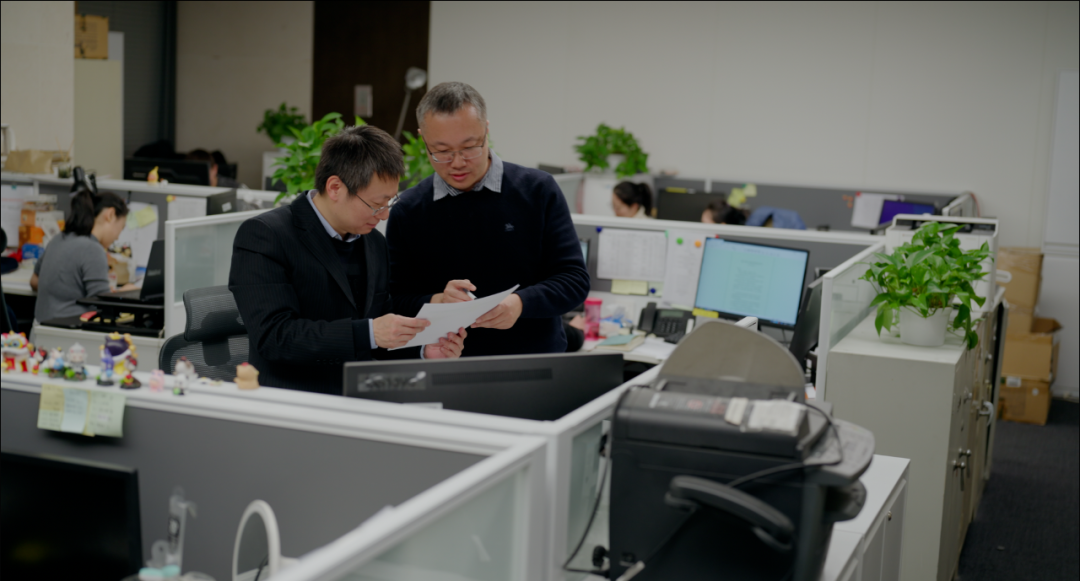 金融时报:央行人的“零点时刻” 第2张 金融时报:央行人的“零点时刻” 第2张