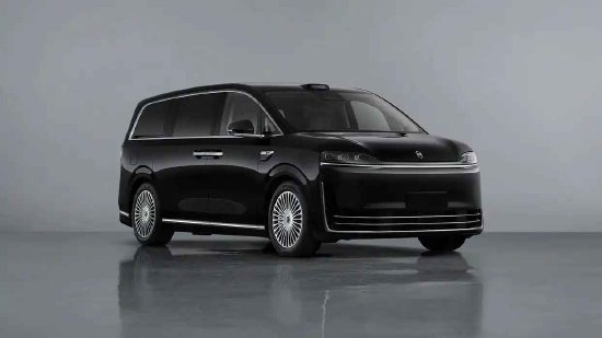 鸿蒙智行首款MPV！余承东：智界V9今年春天见  第2张