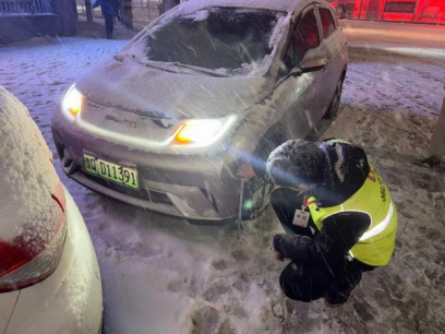 风雪寒潮中的守护：河南保险业多举措应对极端天气  第1张