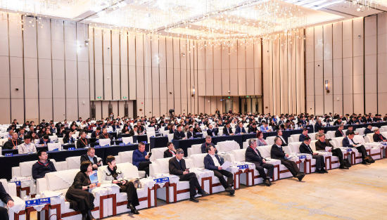 第五届企业创新发展大会暨宏观经济杂志社理事会年会在东莞举行  第1张