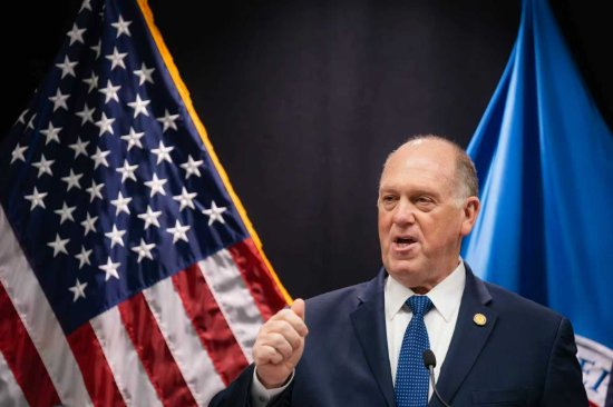 明州局势有望降温 特朗普政府将撤回700名移民执法人员  第1张