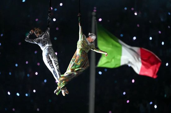 新华社出图丨这次是米兰冬奥会开幕式！每一张都是屏保  第12张