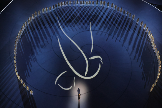 新华社出图丨这次是米兰冬奥会开幕式！每一张都是屏保  第24张