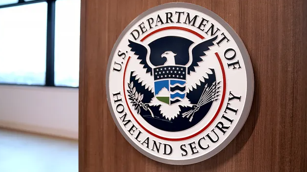 民主党称美国土安全部停摆谈判陷入僵局  第1张