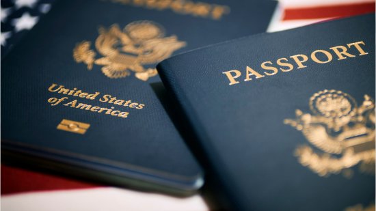 特朗普政府考虑要求银行收集客户公民身份信息  第1张