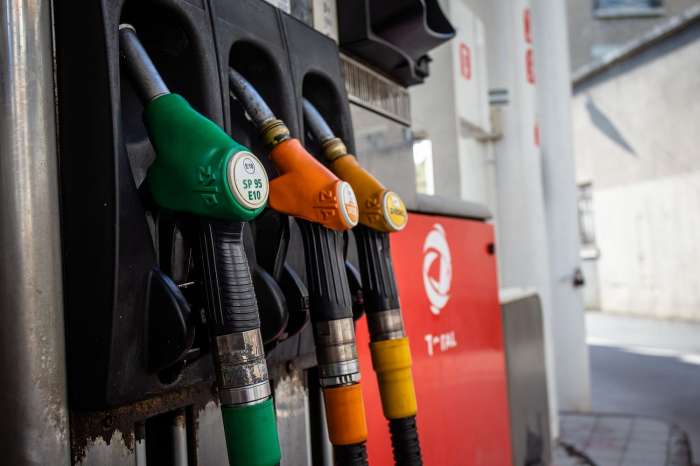 伊朗局势如何影响全球能源格局? 第3张 伊朗局势如何影响全球能源格局? 第3张